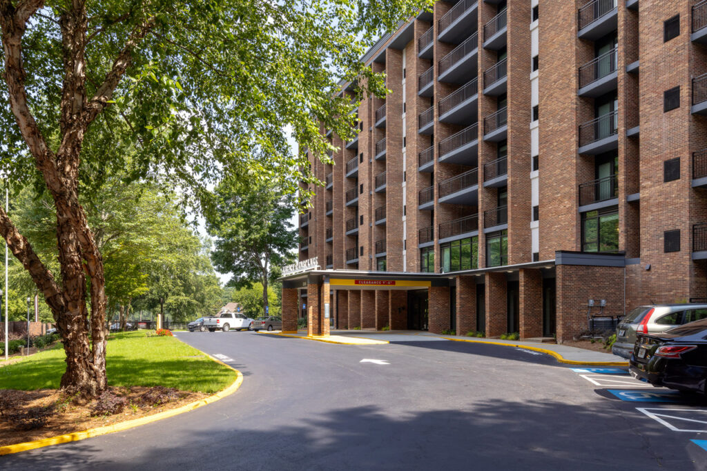 eastlake towers atlanta residential apartments